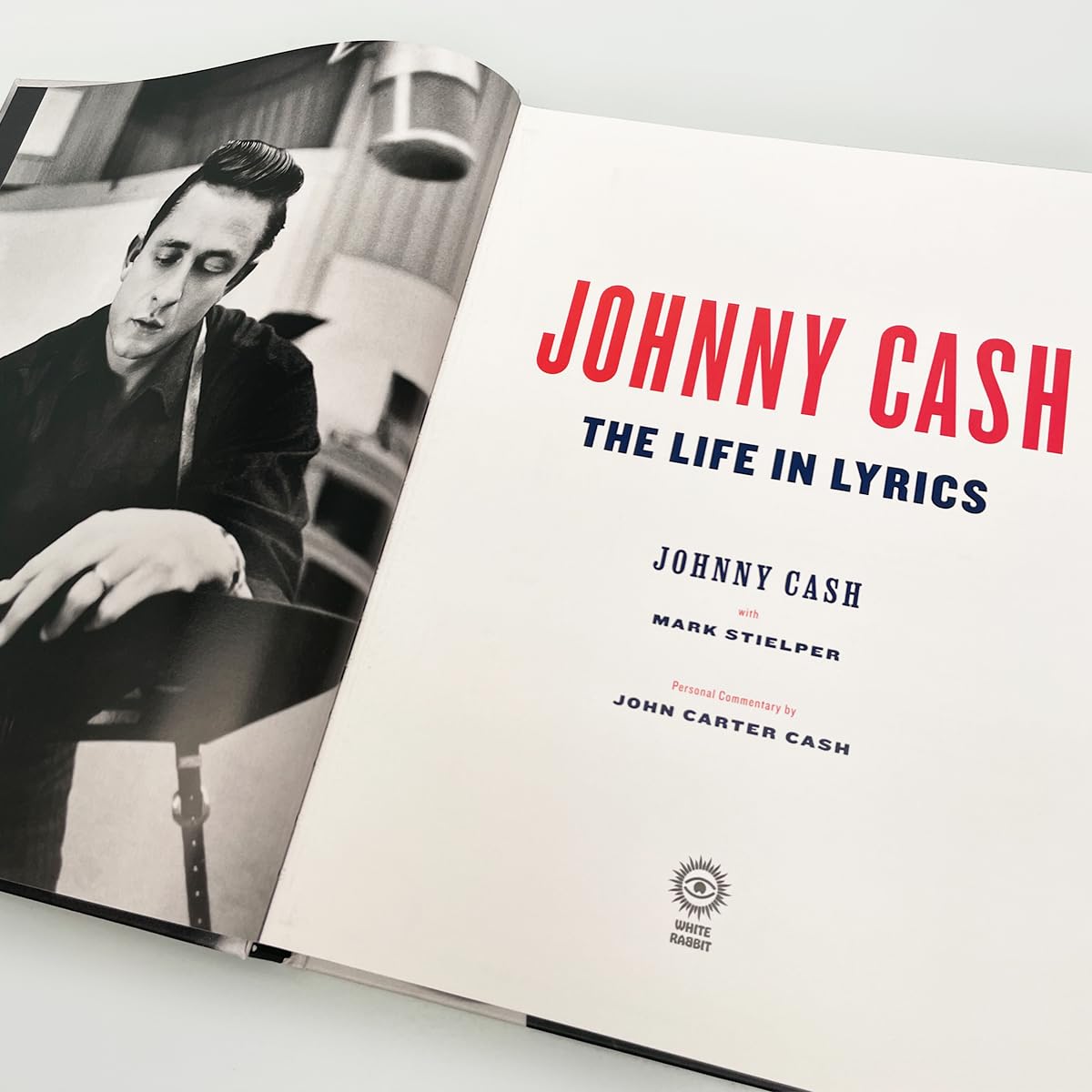 Johnny Cash: The Life in Lyrics: The official, fully illustrated celebration of the Man in Black Johnny Cash: The Life in Lyrics: The official, fully illustrated celebration of the Man in Black – תמונה 4