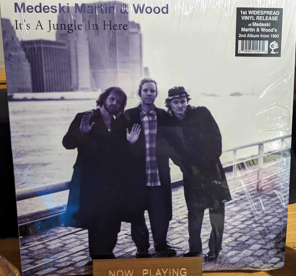 Medeski Martin & Wood - It's A Jungle In Here Medeski Martin & Wood - It's A Jungle In Here